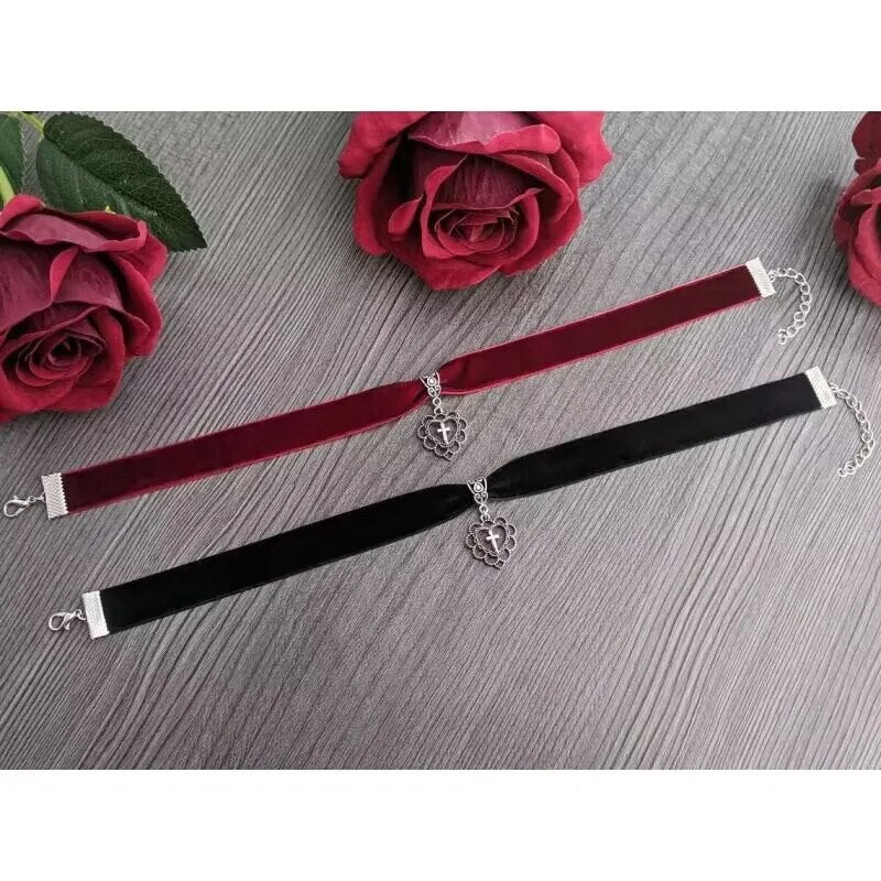 Velvet Charmed Choker