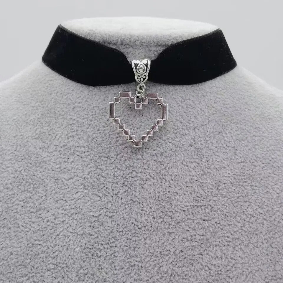 Velvet Charmed Choker