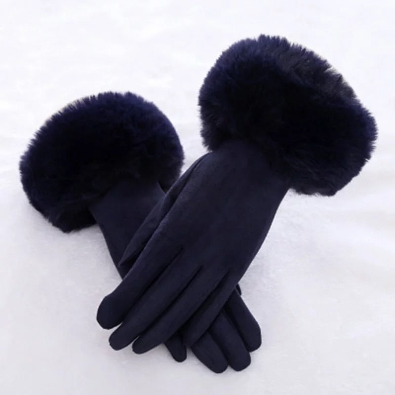 Puffy Velvet Gloves