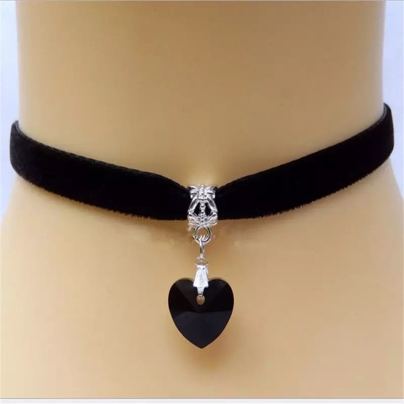 Velvet Heart Choker